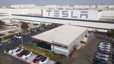 Tesla denies reports of firing employees who chose to stay at home