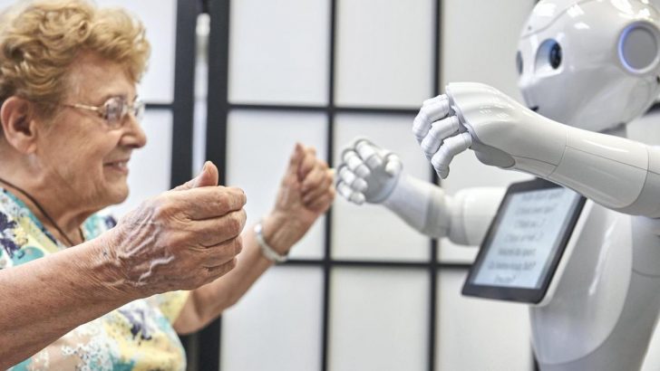 Robots to be used in UK care homes to help reduce loneliness